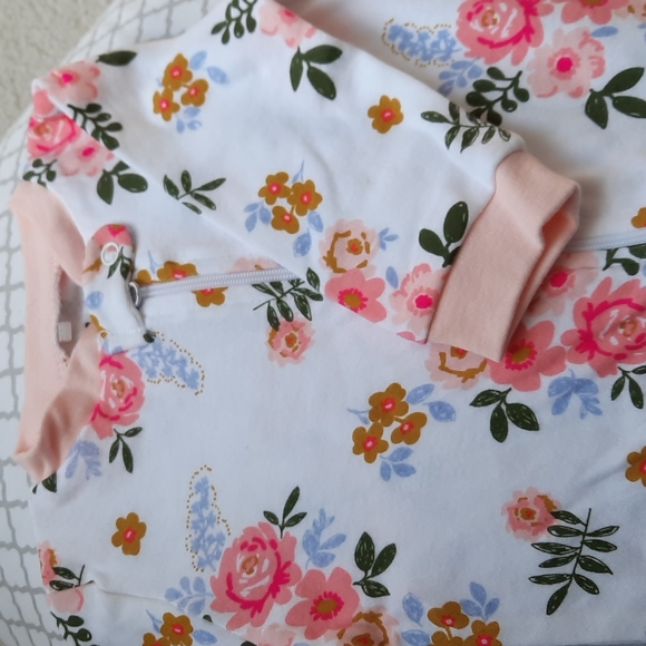 2 piece floral set. Footed onepice and headband - Picture 6 of 11